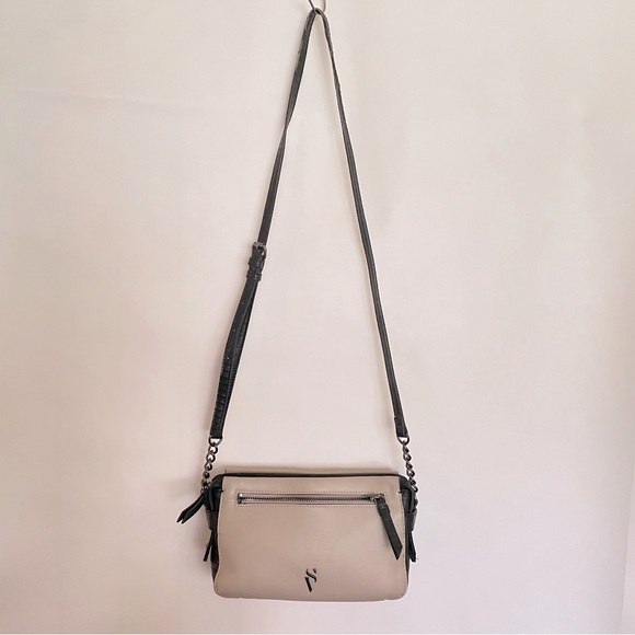 Simply Vera Crossbody Purse Sachel Bag Taupe & Black - Picture 2 of 8